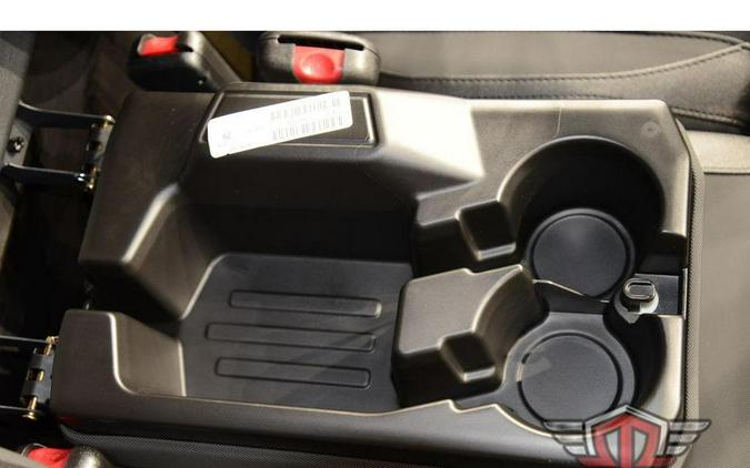 2026 Can-Am Defender MAX XT HD11 With 10.25 in. Infotainment