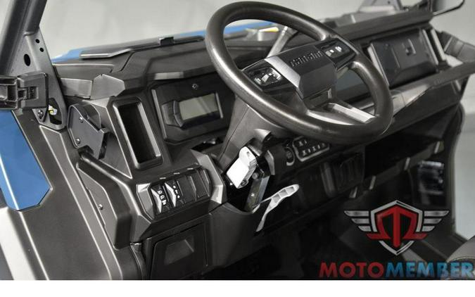 2026 Can-Am Defender MAX XT HD11 With 10.25 in. Infotainment
