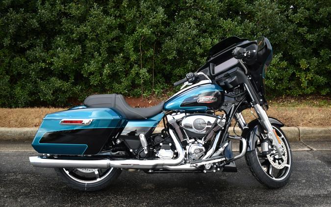 2026 Harley-Davidson Street Glide® – Iconic Bagger Style