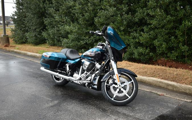 2026 Harley-Davidson Street Glide® – Iconic Bagger Style