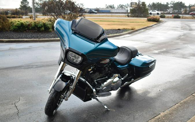 2026 Harley-Davidson Street Glide® – Iconic Bagger Style