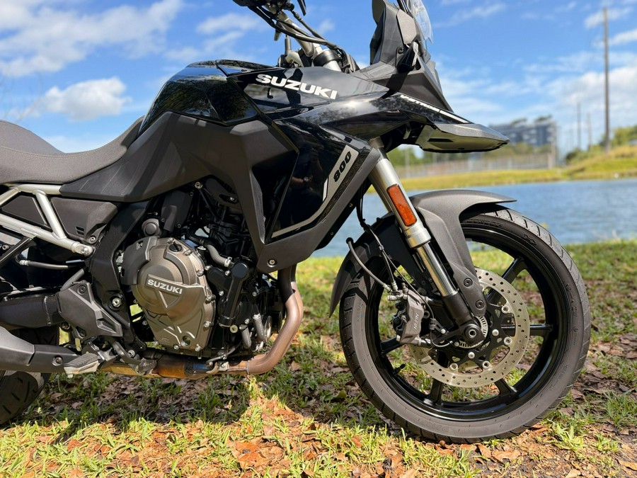 2024 Suzuki Motor of America Inc. V-Strom 800 Touring