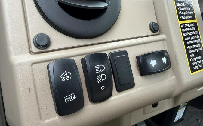 2019 JOHN DEERE XUV 835R HVAC, U&P MY19