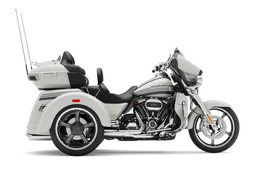 2020 Harley-Davidson® FLHTCUTGSE - CVO™ Tri Glide®