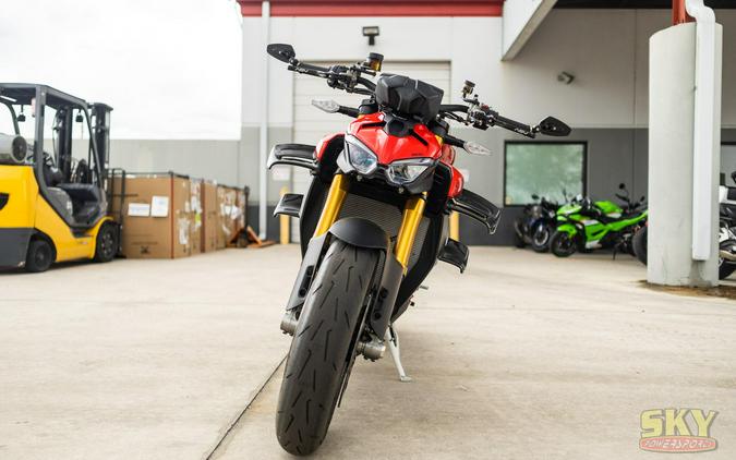2025 Ducati Streetfighter V4 S