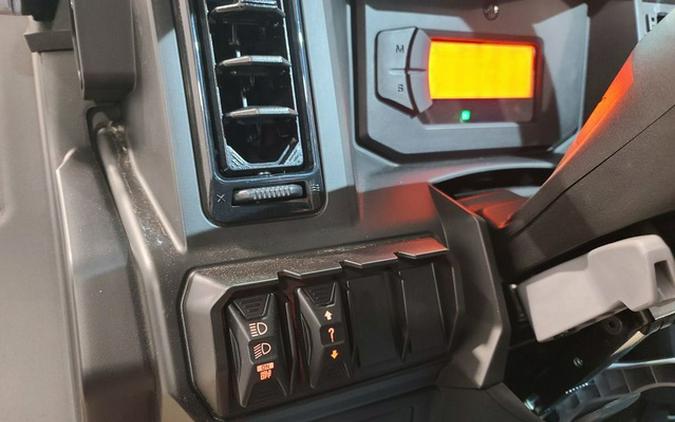 2026 Can-Am Defender MAX LONE STAR CAB HD11