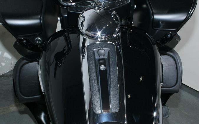 Used 2019 Harley-Davidson Road Glide Ultra Grand American Touring FLTRU Motorcycle For Sale In Miami, Florida