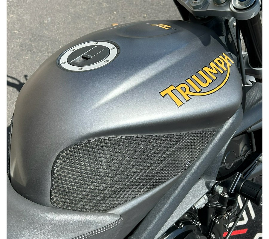 2010 Triumph Street Triple R