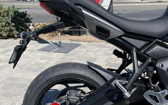 2023 Triumph Tiger Sport 660 Korosi Red / Graphite