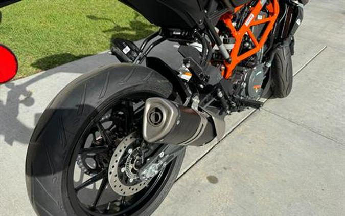 2023 KTM 390 Duke