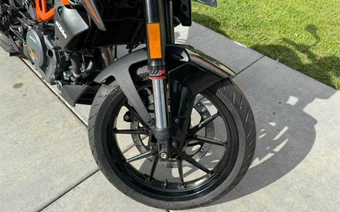 2023 KTM 390 Duke