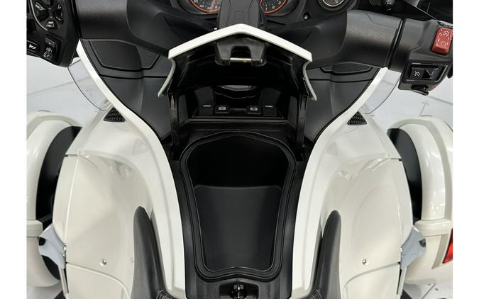 2014 Can-Am Spyder RT Limited (SE6)