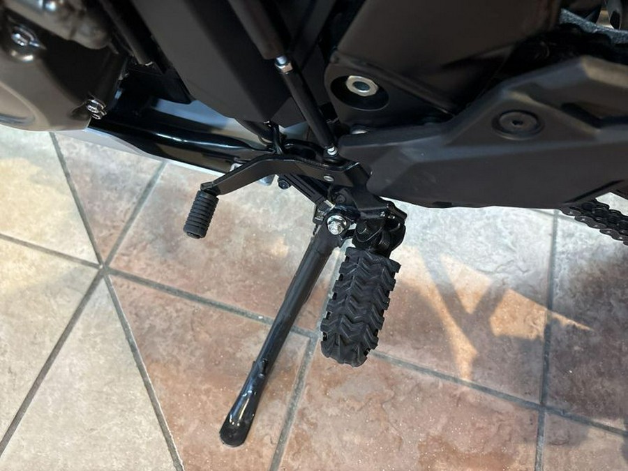 New 2025 Suzuki V-Strom 800DE