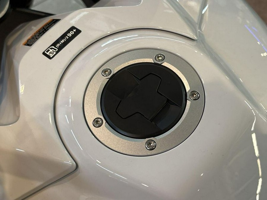 New 2025 Suzuki V-Strom 800DE