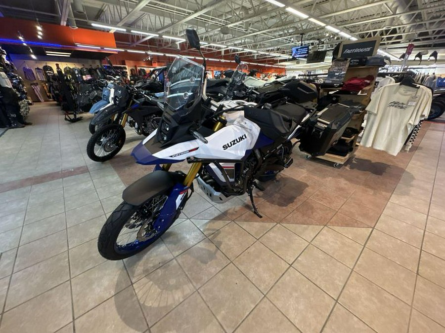 New 2025 Suzuki V-Strom 800DE
