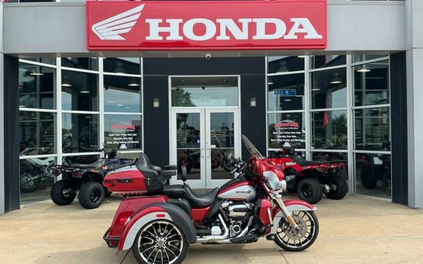 2019 Harley-Davidson Trike Tri Glide Ultra - Two-Tone Option