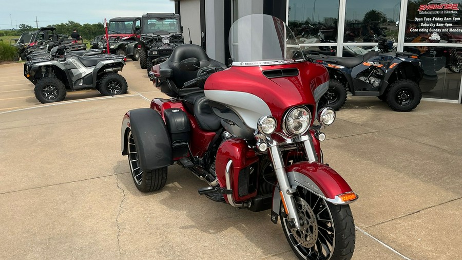 2019 Harley-Davidson Trike Tri Glide Ultra - Two-Tone Option