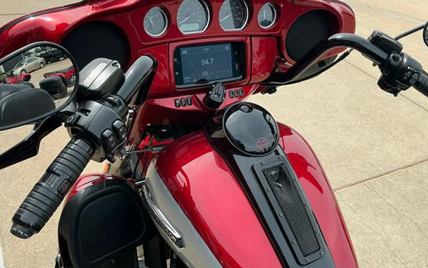 2019 Harley-Davidson Trike Tri Glide Ultra - Two-Tone Option