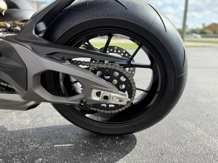 2025 Ducati Streetfighter V4 Ducati Red