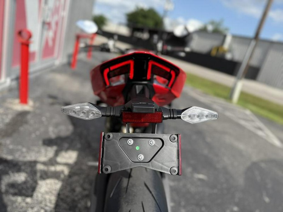 2025 Ducati Streetfighter V4 Ducati Red