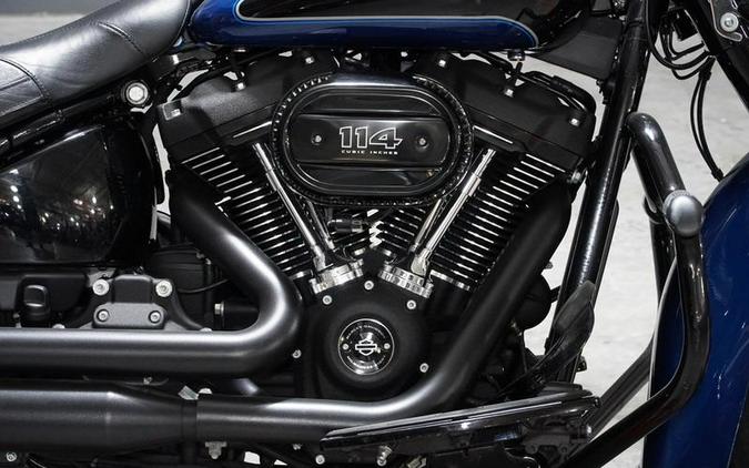 2022 Harley-Davidson® FLHCS - Heritage Classic 114