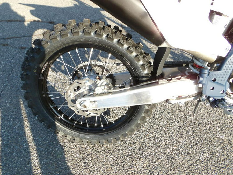 2025 Husqvarna® FC 250