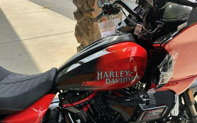 2026 Harley-Davidson CVO Road Glide ST Citrus Heat Re-Entry