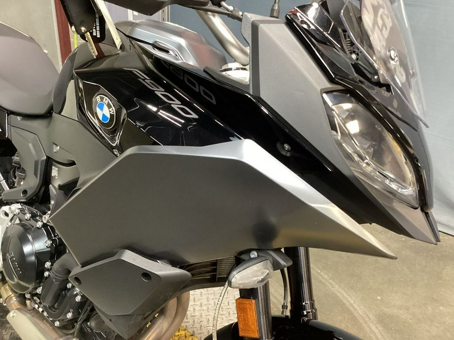 2023 BMW F 900 XR Triple Black