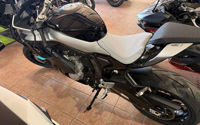 2026 CFMOTO CF650-10US