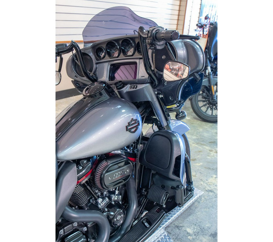 2019 Harley-Davidson® FLHTKSE - CVO™ Limited