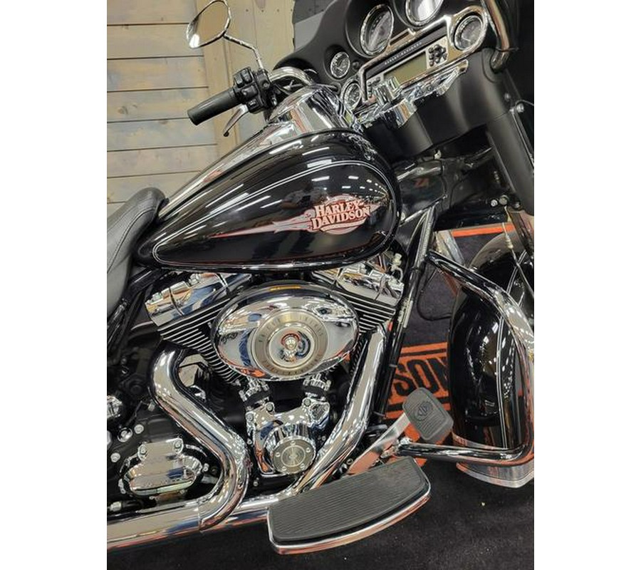 2009 Harley-Davidson® FLHTC - Electra Glide® Classic