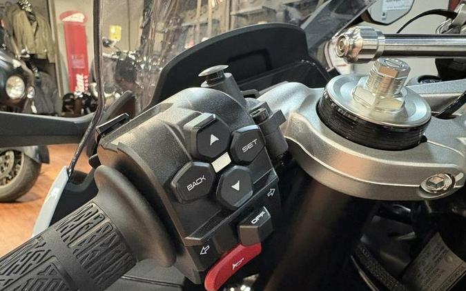 2025 CFMOTO 675SS