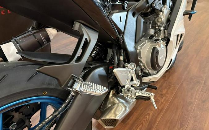 2025 CFMOTO 675SS