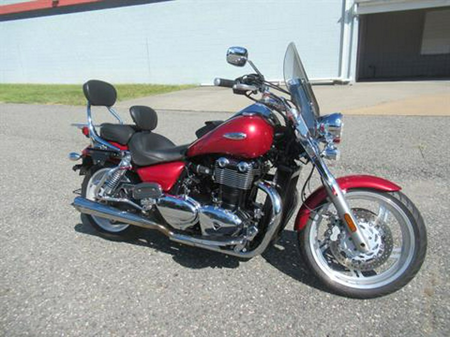 2010 Triumph Thunderbird SE