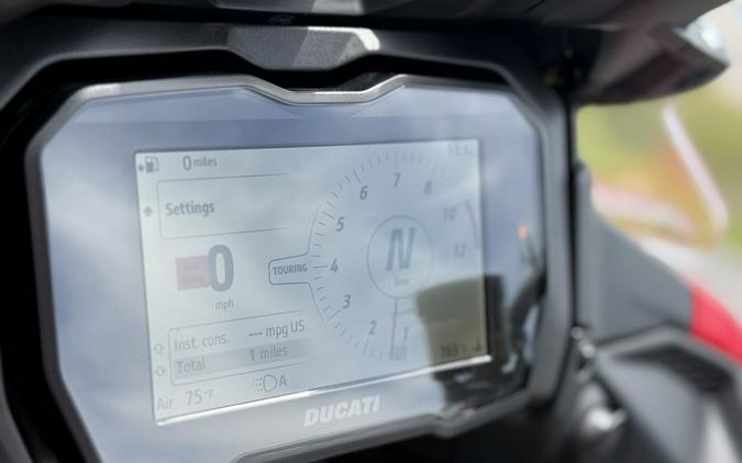 2025 Ducati Multistrada V4 - 003308