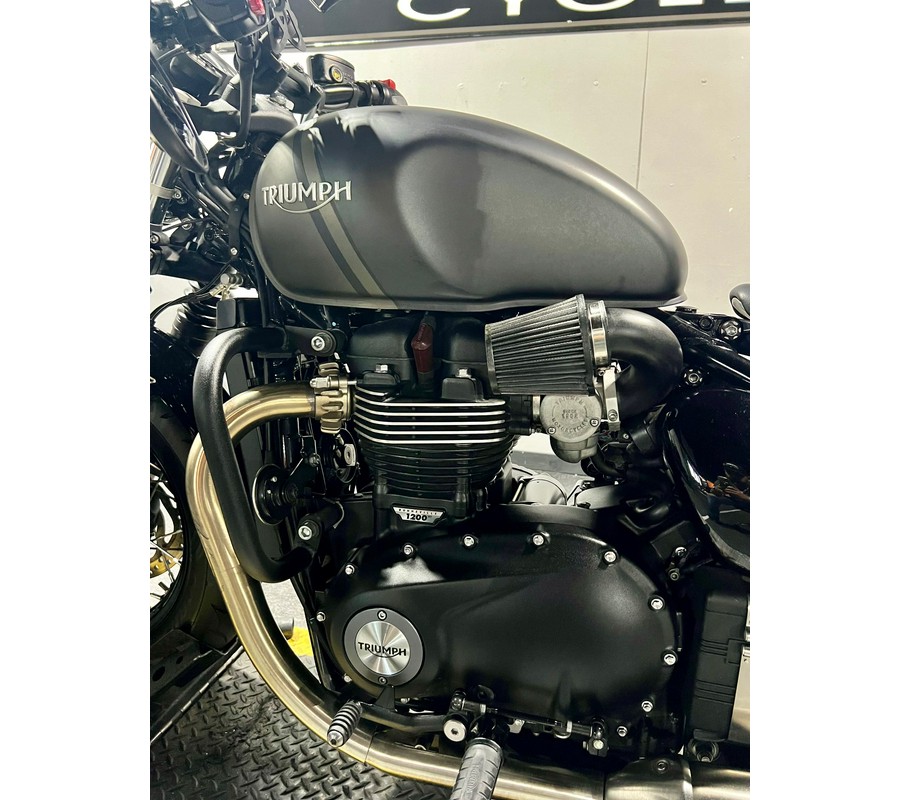 2022 Triumph Bonneville Bobber