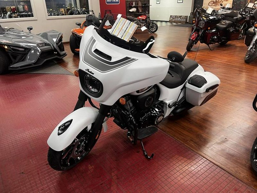 2024 Indian Motorcycle® Chieftain® Dark Horse® Ghost White Metallic Smoke