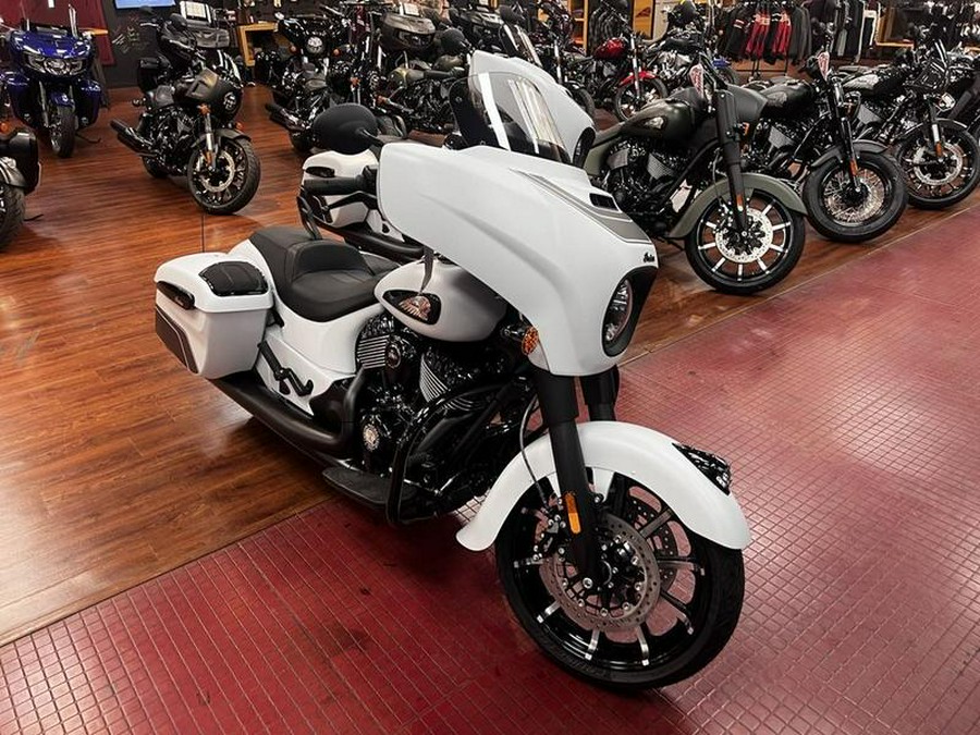 2024 Indian Motorcycle® Chieftain® Dark Horse® Ghost White Metallic Smoke