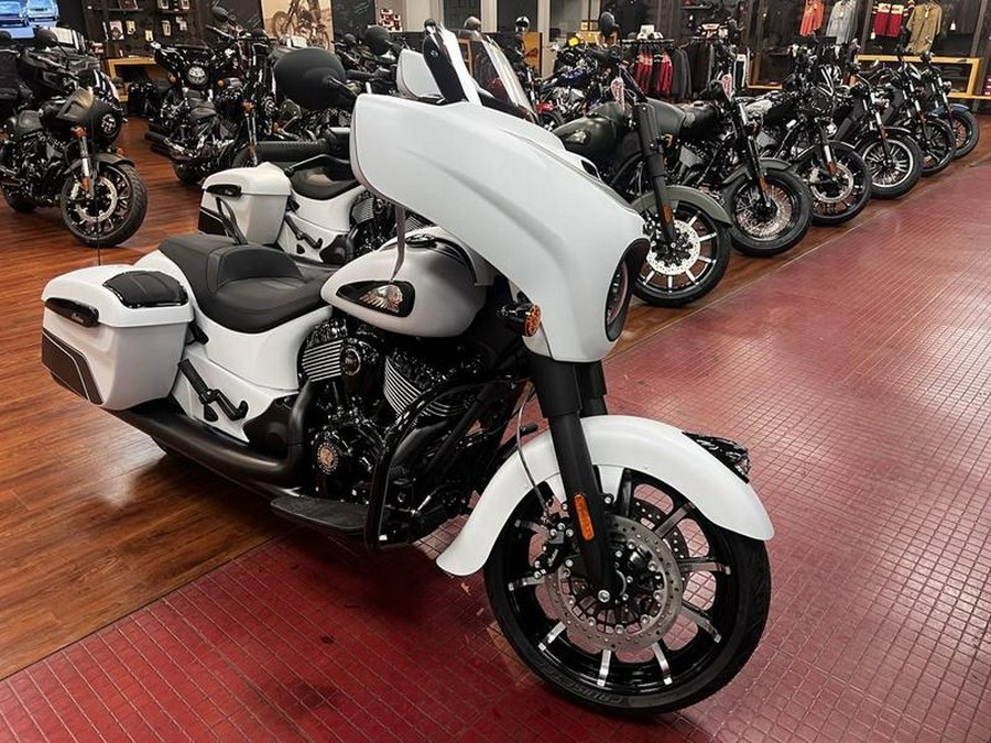 2024 Indian Motorcycle® Chieftain® Dark Horse® Ghost White Metallic Smoke