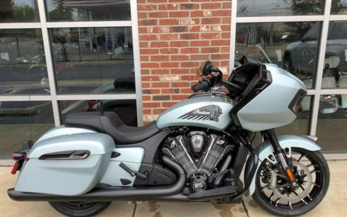 2025 Indian Motorcycle Challenger® Dark Horse® 112