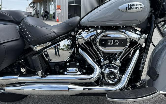 2024 Harley-Davidson® Heritage Classic Billiard Gray
