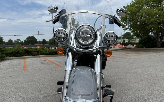 2024 Harley-Davidson® Heritage Classic Billiard Gray