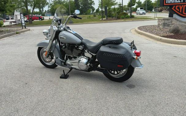 2024 Harley-Davidson® Heritage Classic Billiard Gray