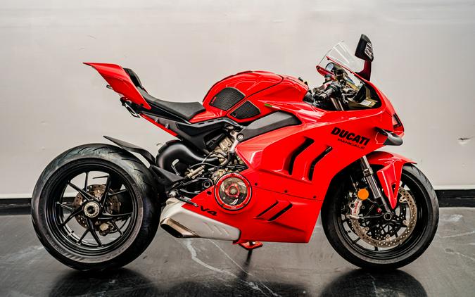 2023 Ducati Panigale V4
