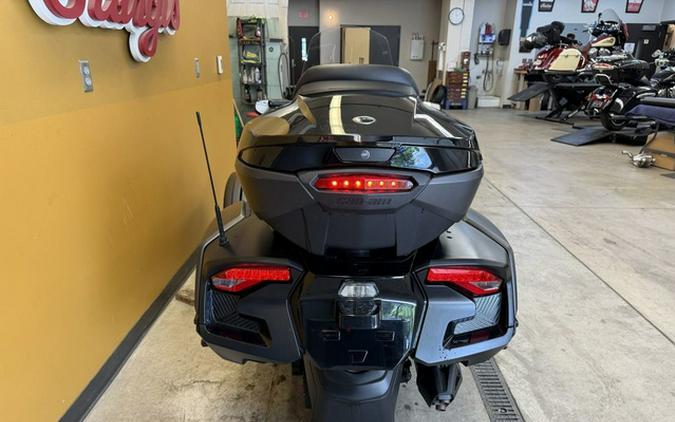 2023 Can-Am Spyder RT