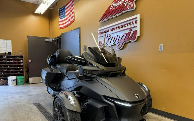 2023 Can-Am Spyder RT