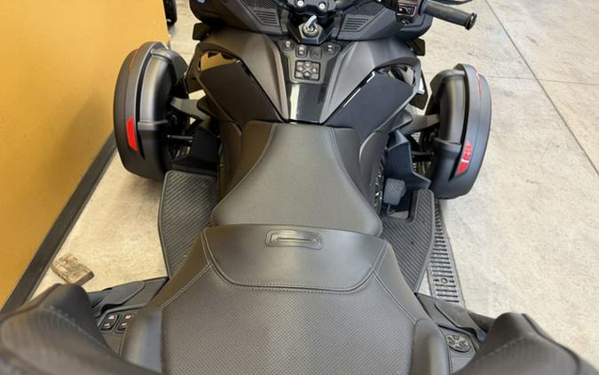 2023 Can-Am Spyder RT