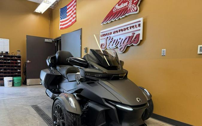 2023 Can-Am Spyder RT