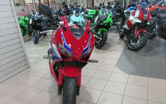 2027 HONDA CBR1000RR ABS