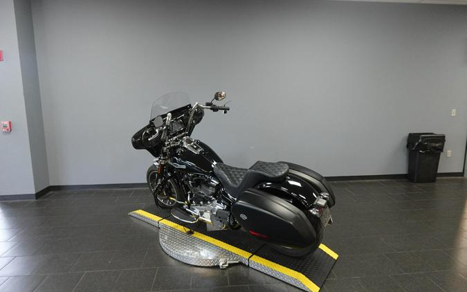 2019 Harley-Davidson Sport Glide FLSB